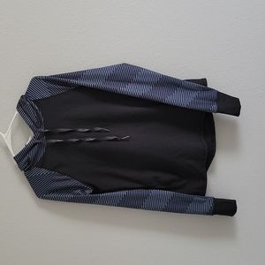 Kyodan long sleeve hooded shirt size S